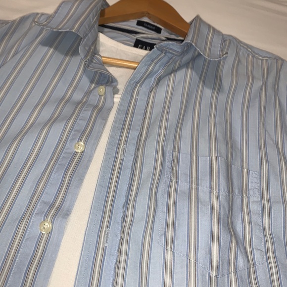 GAP long sleeved dress shirt - Picture 10 of 14